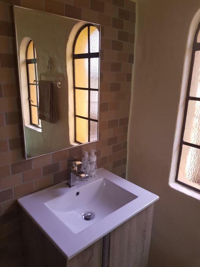 Airport Tower Lodge Kempton Park Kültér fotó